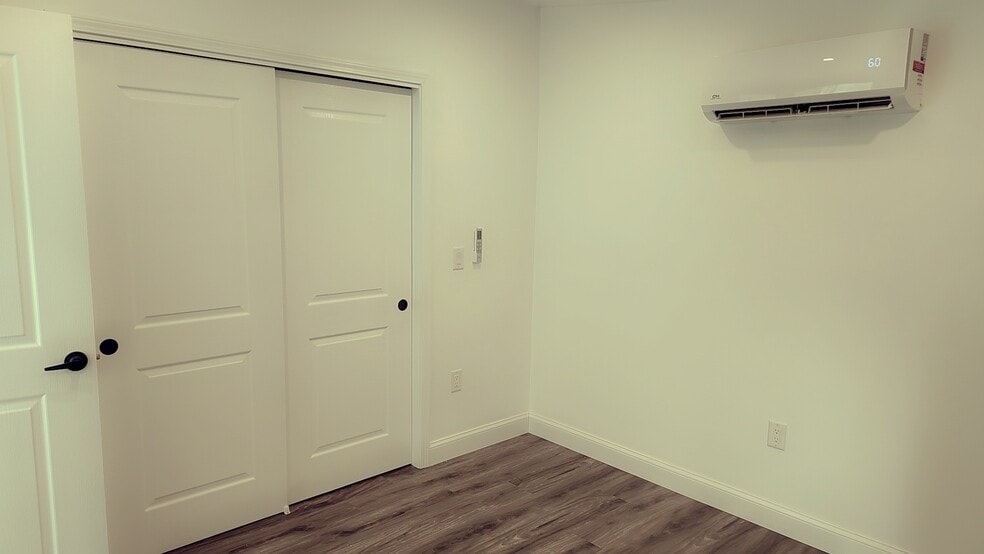 Bedroom closet - 806 N Ann St