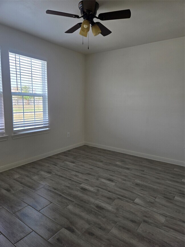 Building Photo - 2724 Avenue D