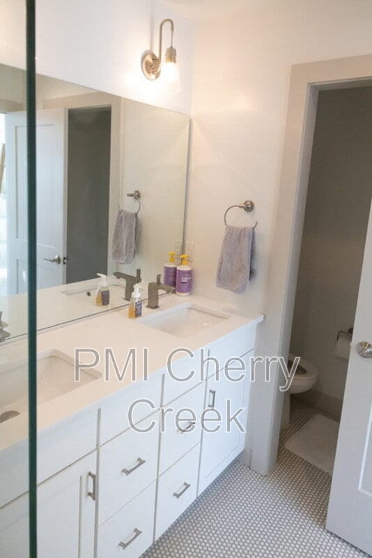 Building Photo - 2819 Jackson St