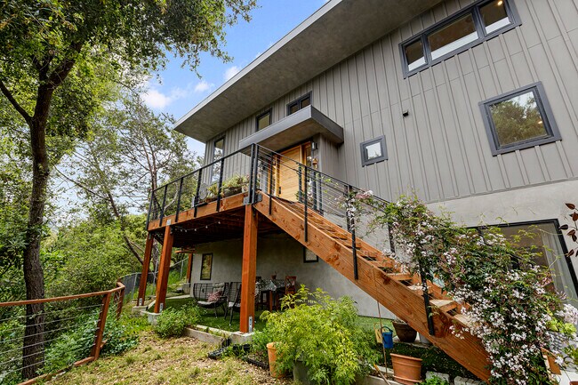 Building Photo - 20932 Canyon Trl