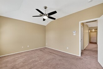 Building Photo - 14235 Stone Cottage Ln