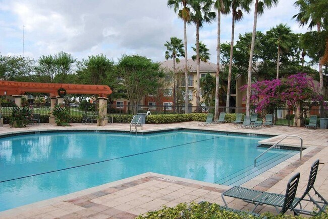 Building Photo - 4175 N Haverhill Rd