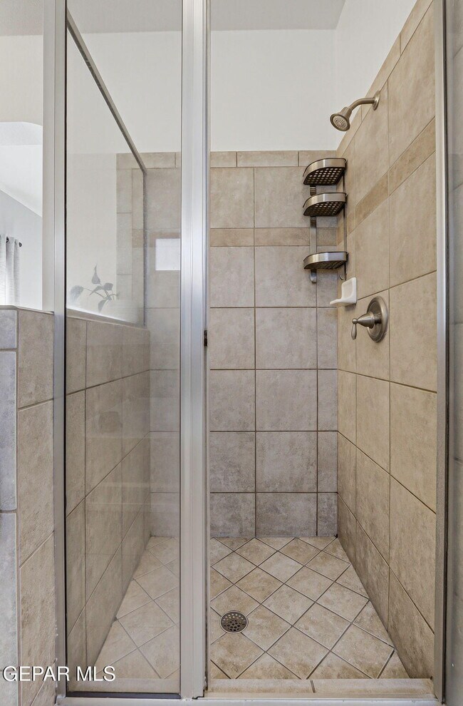 Building Photo - 7564 Wolf Creek Dr