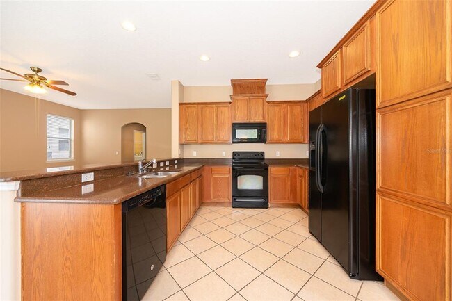 Building Photo - 2335 Cedar Garden Dr