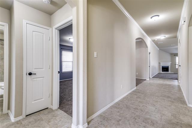 Building Photo - 11629 Champion Creek Dr