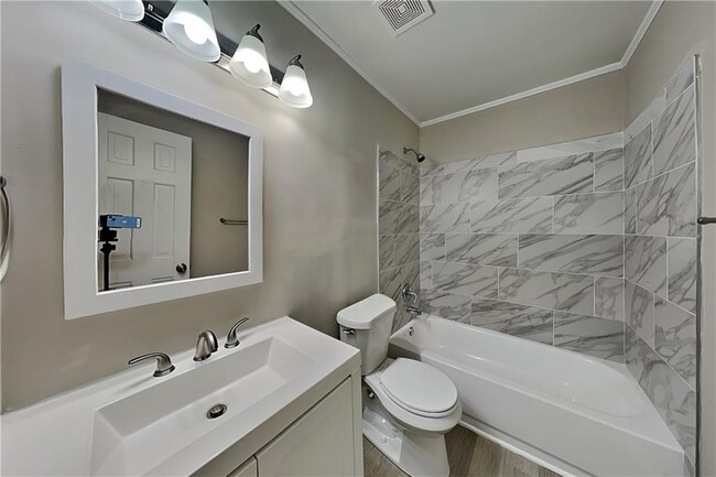 Building Photo - 1170 Colony Cir