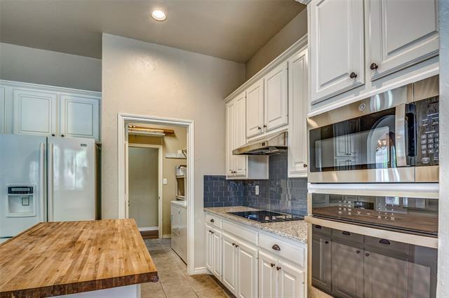 Building Photo - 318 Hampton Ct