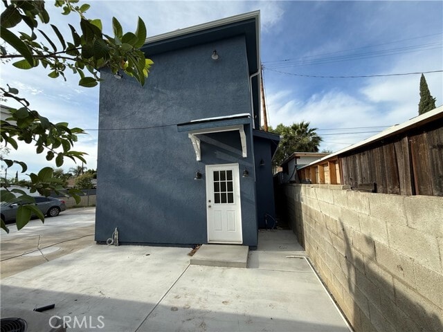 Building Photo - 20953 Saticoy St