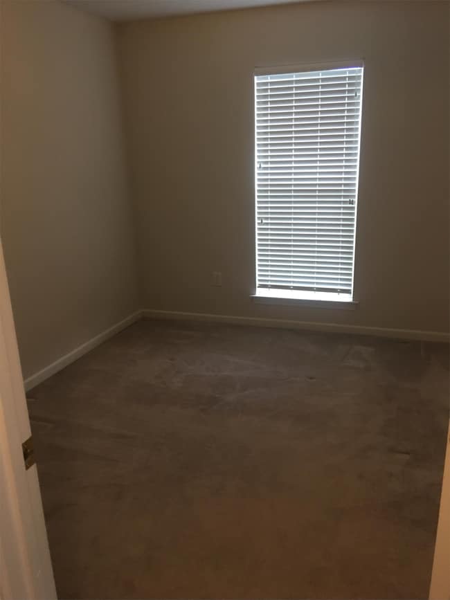 Building Photo - 6891 Manslick Rd