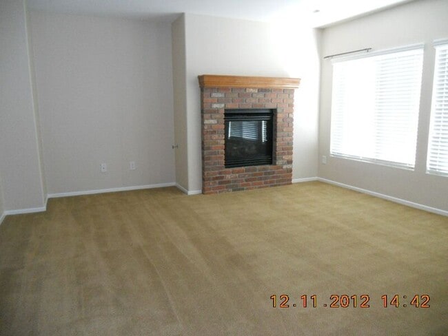 Building Photo - 29040 Azara St