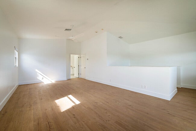 Building Photo - 2 Inlet Cay Dr