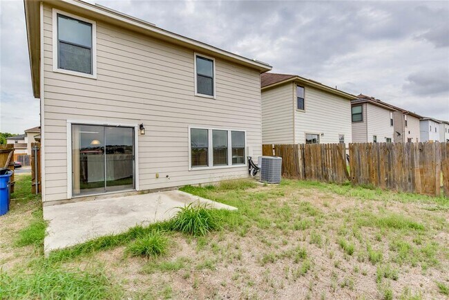 Building Photo - 6521 Quinton Dr