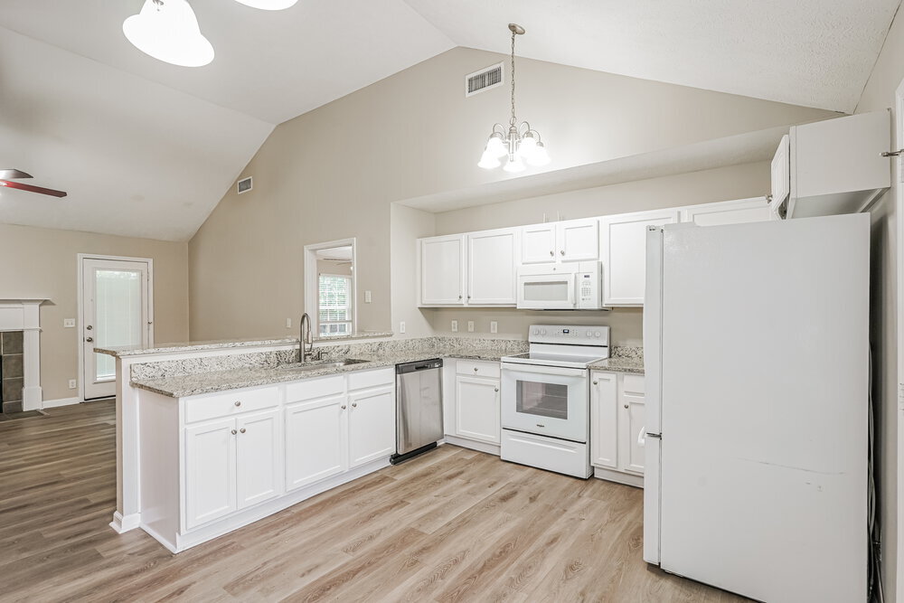 Building Photo - 1339 Macduff Dr