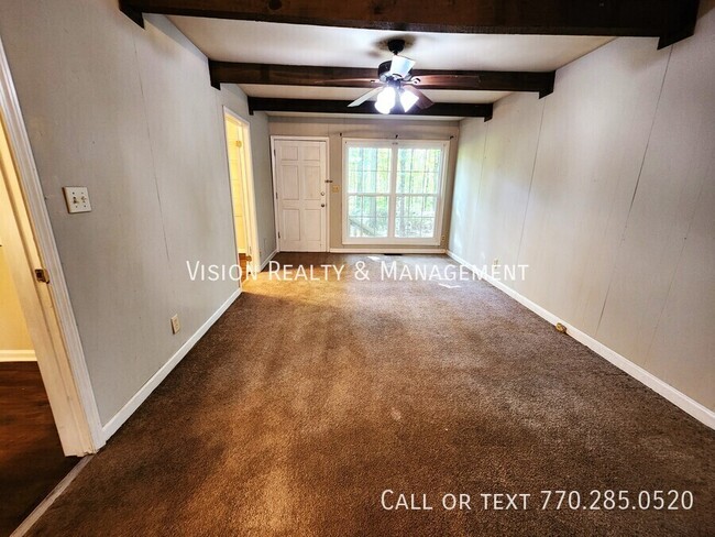 Building Photo - Available Now! 3 Bed/2 Bath in Carrollton