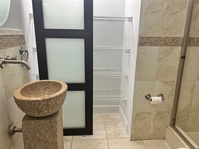 Building Photo - 1187 NW 124th Ave