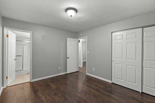 Building Photo - MOVE IN READY! Passed Occupancy. Move in before the holidays!