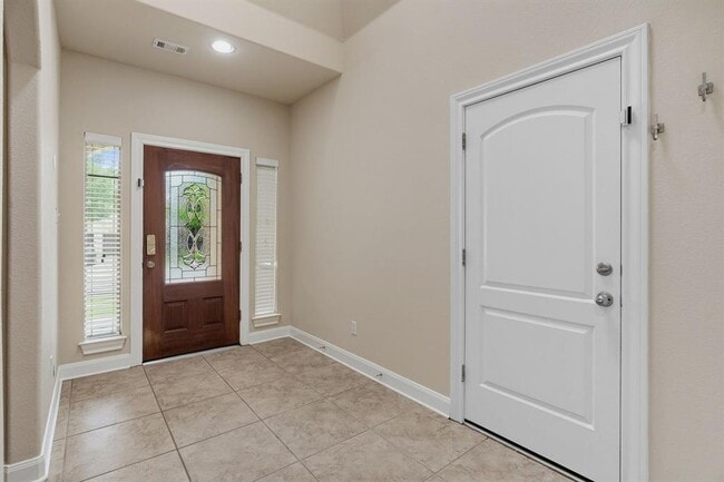 Building Photo - 7436 Bonniebrook Dr