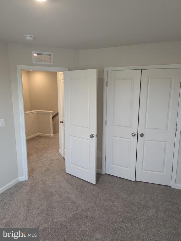 Building Photo - 11 Short Br Dr