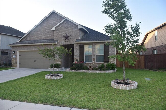 Building Photo - 620 Purtis Creek Ln