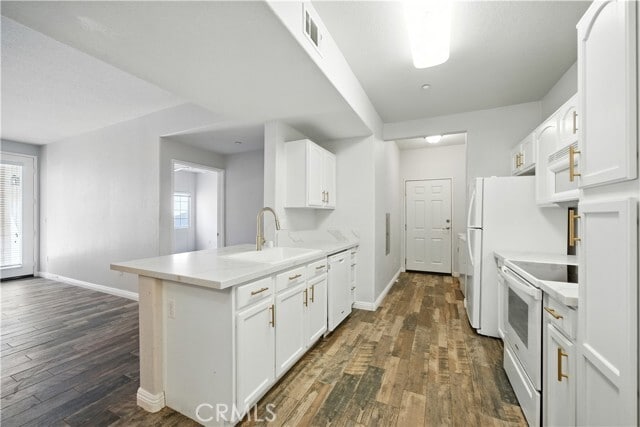 Building Photo - 41410 Juniper St