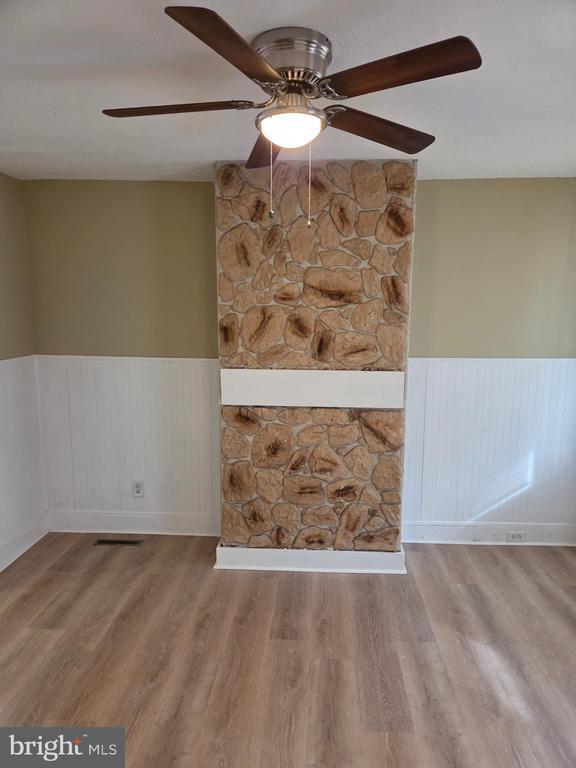 Building Photo - 649 Bordentown Rd