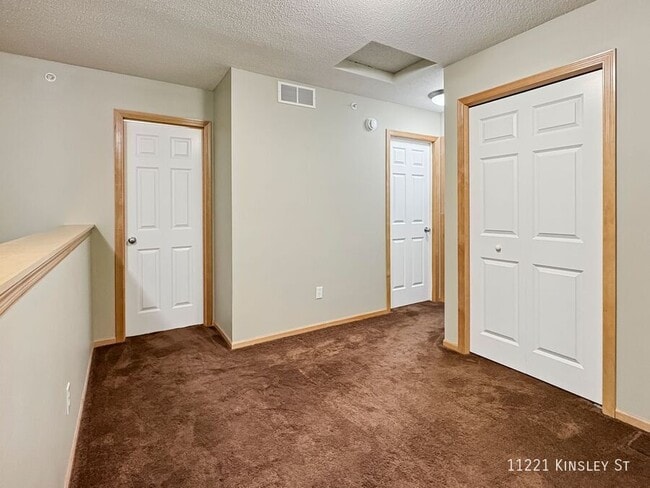 Building Photo - 11221 Kinsley St