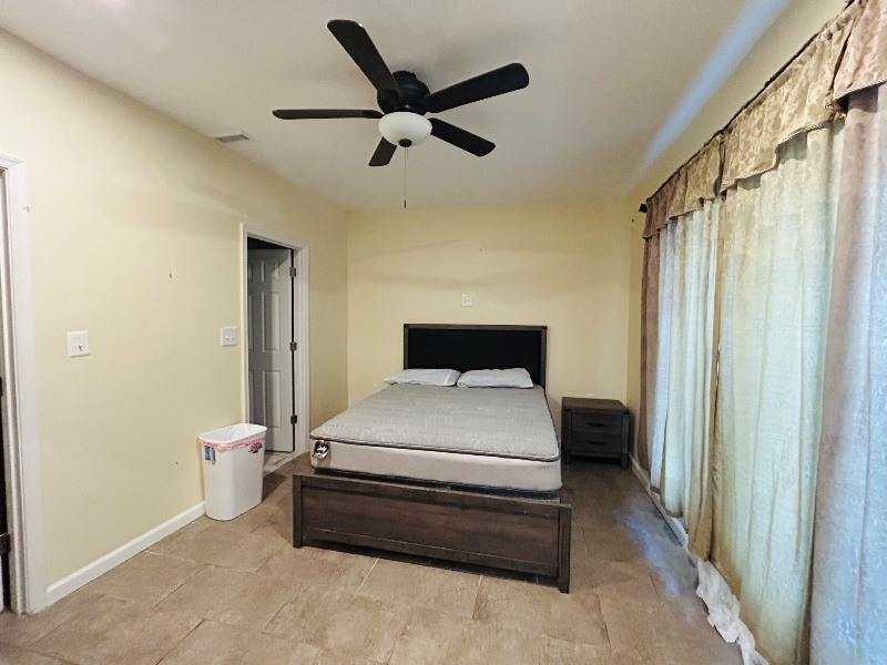 Building Photo - 15506 Symondsbury Way