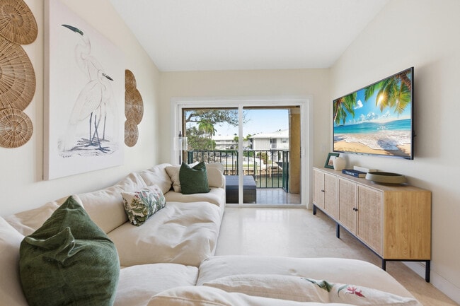 Building Photo - 1155 Lake Shore Dr