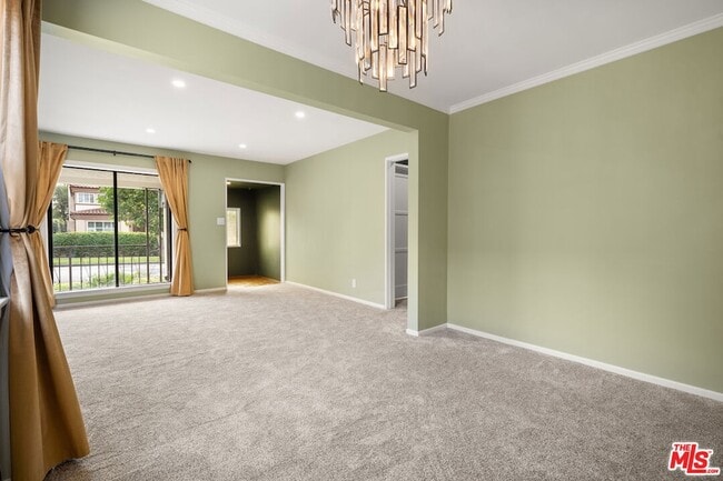 Building Photo - 7315 W 82nd St