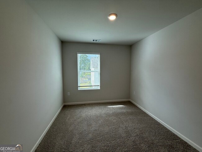 Building Photo - 1 Silverbell Ln