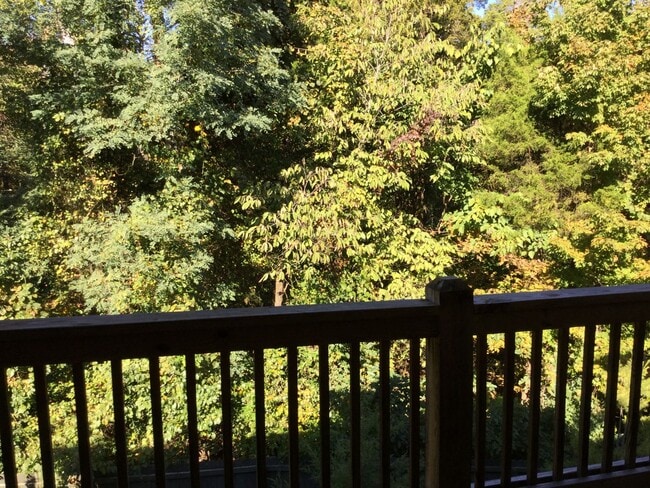 Building Photo - Spacious 2 Bedroom, 2 Bath Condo with Garage in the Heart of Middletown!