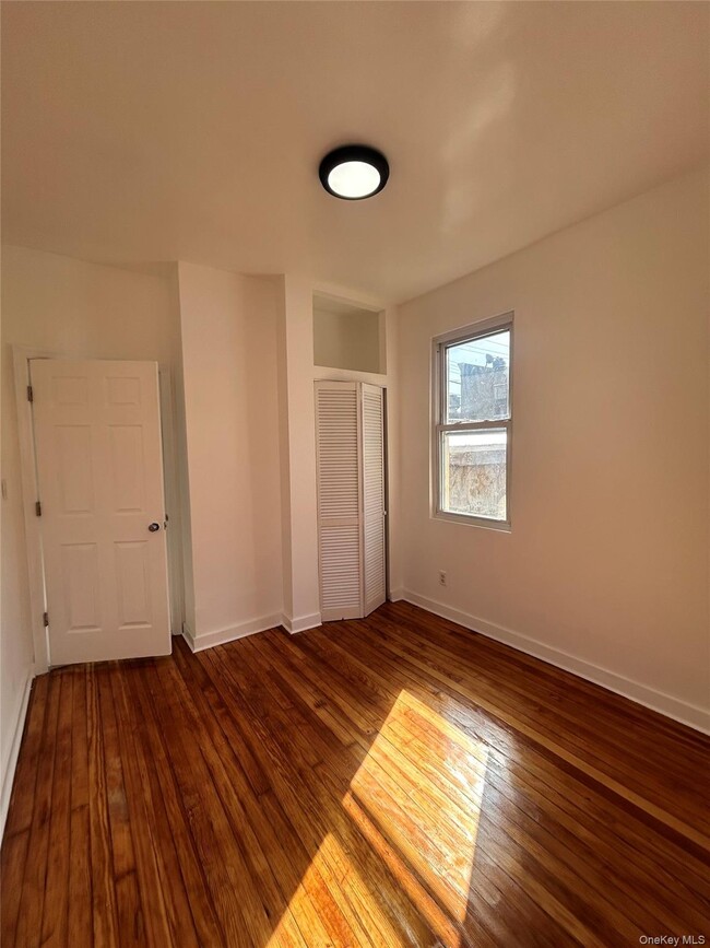 Building Photo - 13-32 130th St