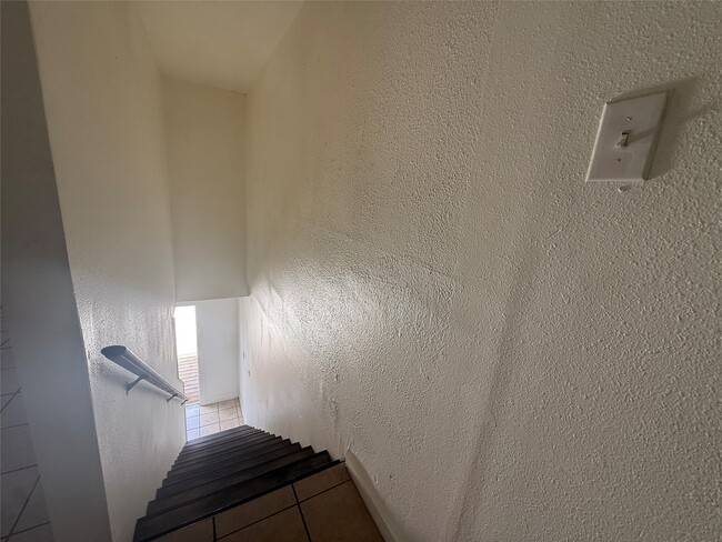 Building Photo - 938 Zoe St