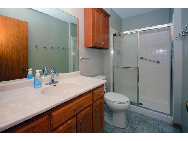 Building Photo - 5740 Willow Trail