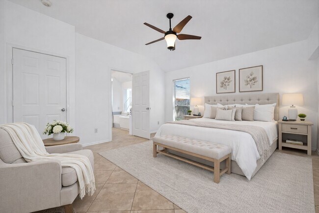 Building Photo - 15619 Winding Valley Dr