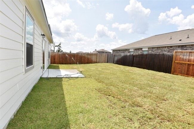 Building Photo - 21659 Cottage Ln