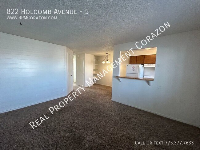Building Photo - 822 Holcomb Ave