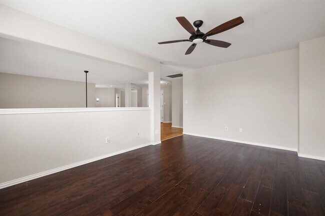 Building Photo - 701 Stansted Manor Dr