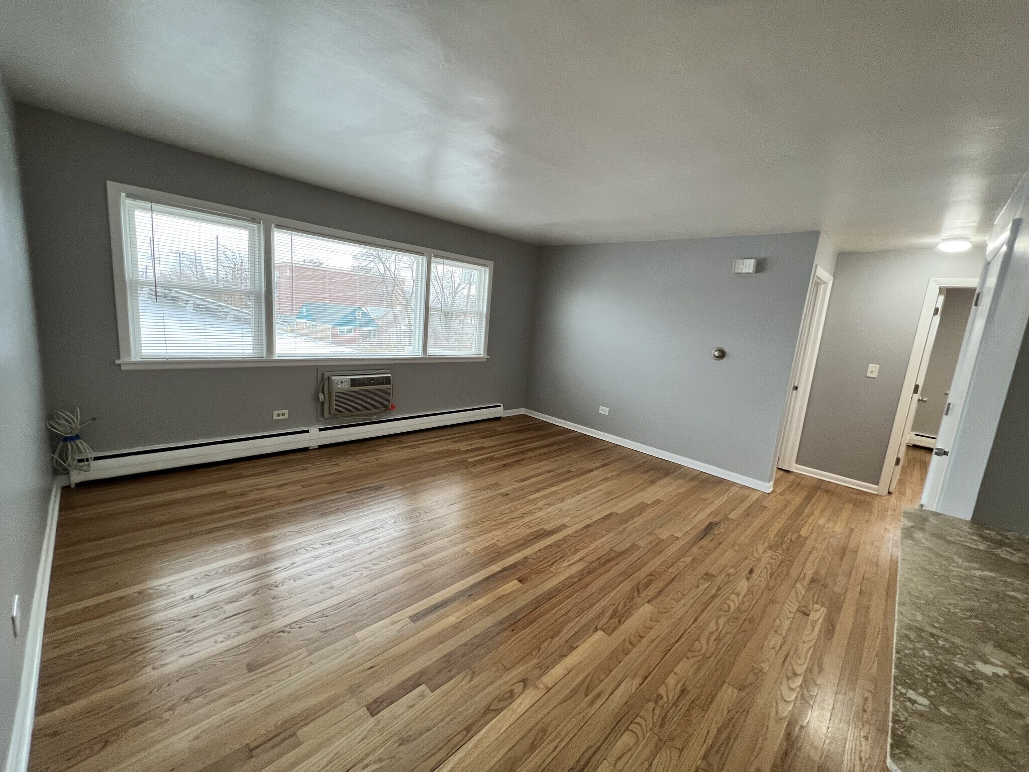 Building Photo - 1827 N 43rd Ave