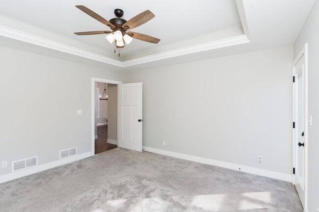 Building Photo - 4914 Glide Cv