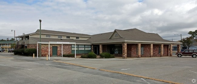 Building Photo - Cotita Apartments