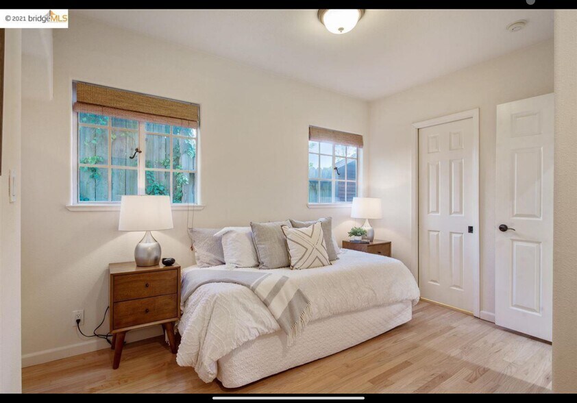 Downstairs Bedroom 4 - 6344 Snake Rd
