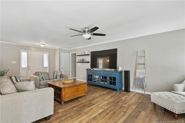 Building Photo - 2142 Baywater Dr