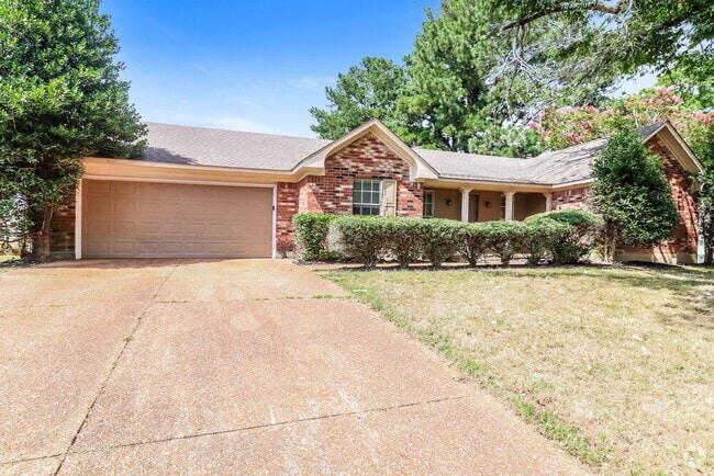 Building Photo - 7018 Cobblestone Dr