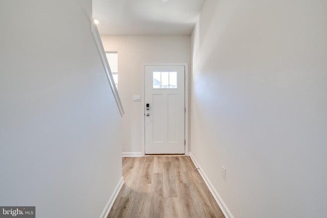 Building Photo - 69 Nelsons Wy