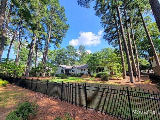 Building Photo - 6829 Greystone Dr