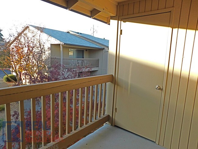 Building Photo - 3404 19th Ave