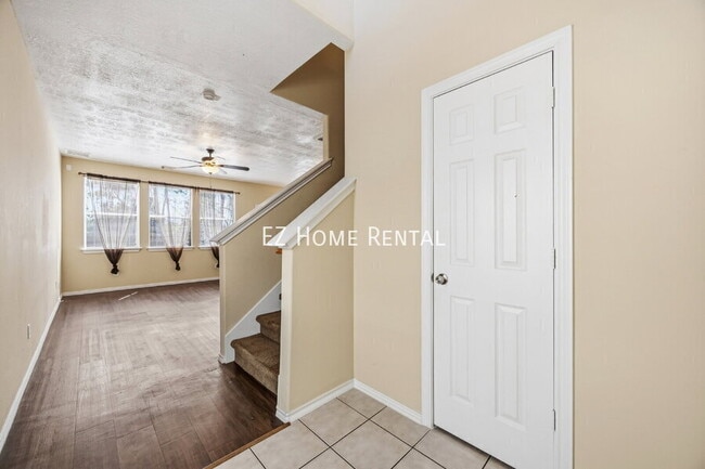 Building Photo - 2939 Hackamore Hollow Ln