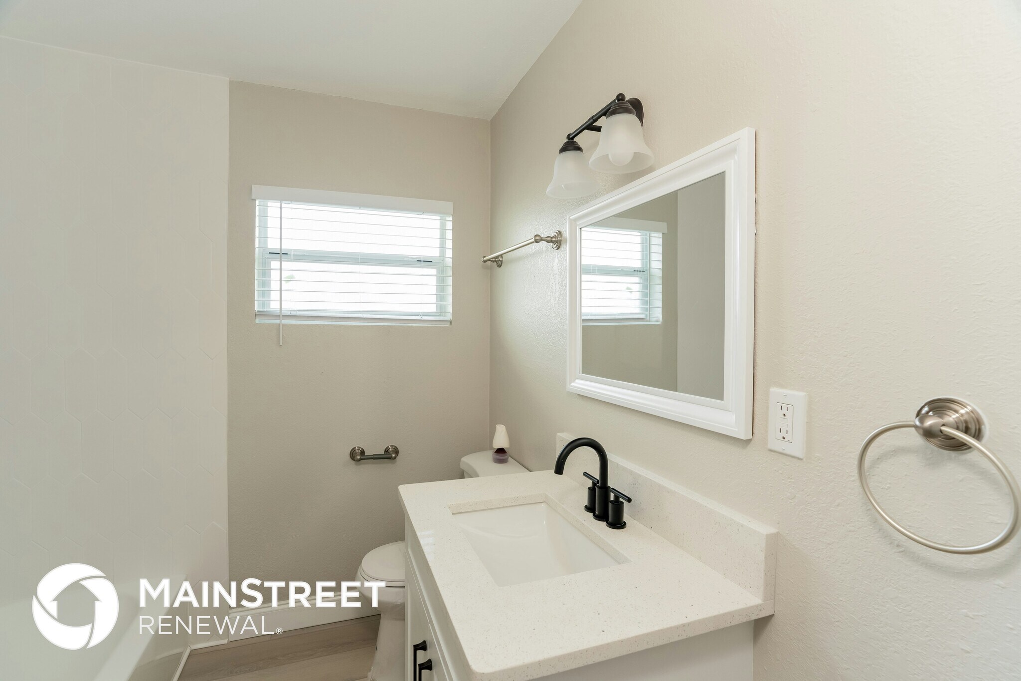 Building Photo - 1310 30th St W