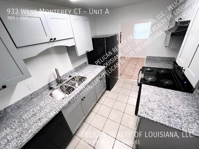 Building Photo - 933 Monterey Ct S